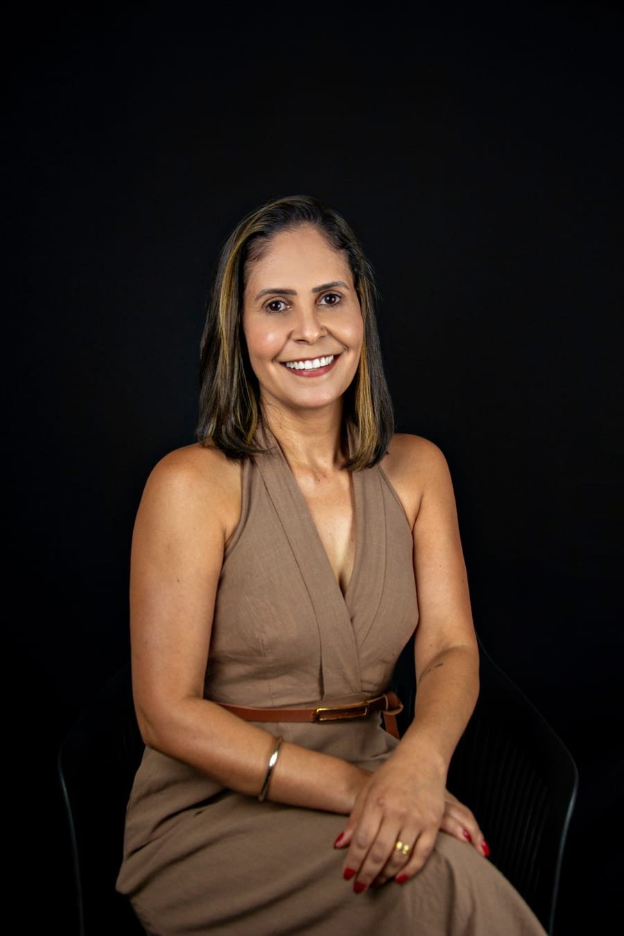 Dra. Sarah Barreto, advogada especialista em Direito do Consumidor em Teófilo Otoni e Vale do Mucuri
